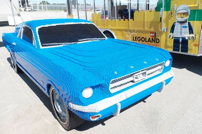 LEGO : Ford Mustang 1964