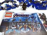 LEGO Marvel Avengers : La Salle des armures d’Iron Man - Sachet et livret pour la construction d\'Igor