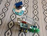 LEGO City : L\'avion de passagers - Le bâtiment de l\'aéroport dans toute sa hauteur