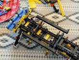 LEGO Technic - La Grue Mobile - Structure arrière