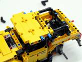 LEGO - Jeep Wrangler Rubicon - Pose du toit.