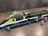 LEGO City - Le Train de Voyageurs Express - En route !
