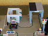 LEGO - 25 ans - Ville LEGO - Zoom sur la station service