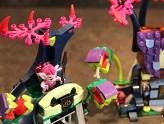 LEGO Elves - Le Sauvetage dans le village des Gobelins - Zoom sur un gobelin au poste de garde, sur le toit de la prison