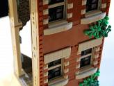LEGO - Batman Classic - Zoom sur la façade du manoir