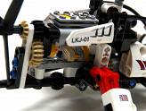 LEGO Technic - L\'hélicoptère ultra-léger - Zoom sur les engrenages