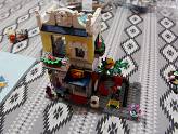 LEGO : L\'animalerie et le café - Terrasse attachée