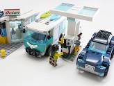 LEGO : La station-service - Vue large de la station-service