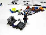 LEGO Hidden Side : Le buggy de plage de Jack - Le mécano et le début du chassis