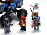LEGO Hidden Side : Le buggy de plage de Jack - Zoom sur les figurines