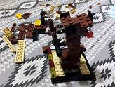 LEGO Harry Potter : Hedwige - Construction du pied - Eléments rassemblés