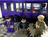 LEGO Harry Potter : Le Magicobus - Les personnages, devant le bus