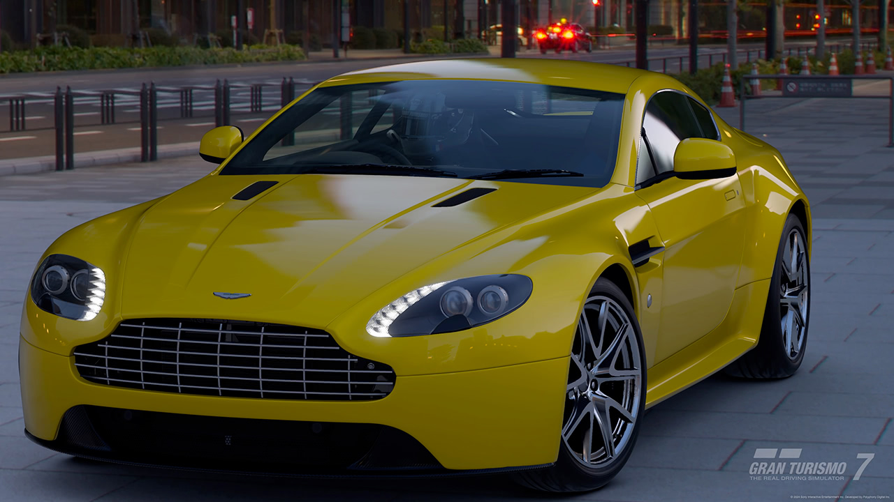 Aston Martin V8 Vantage S '15